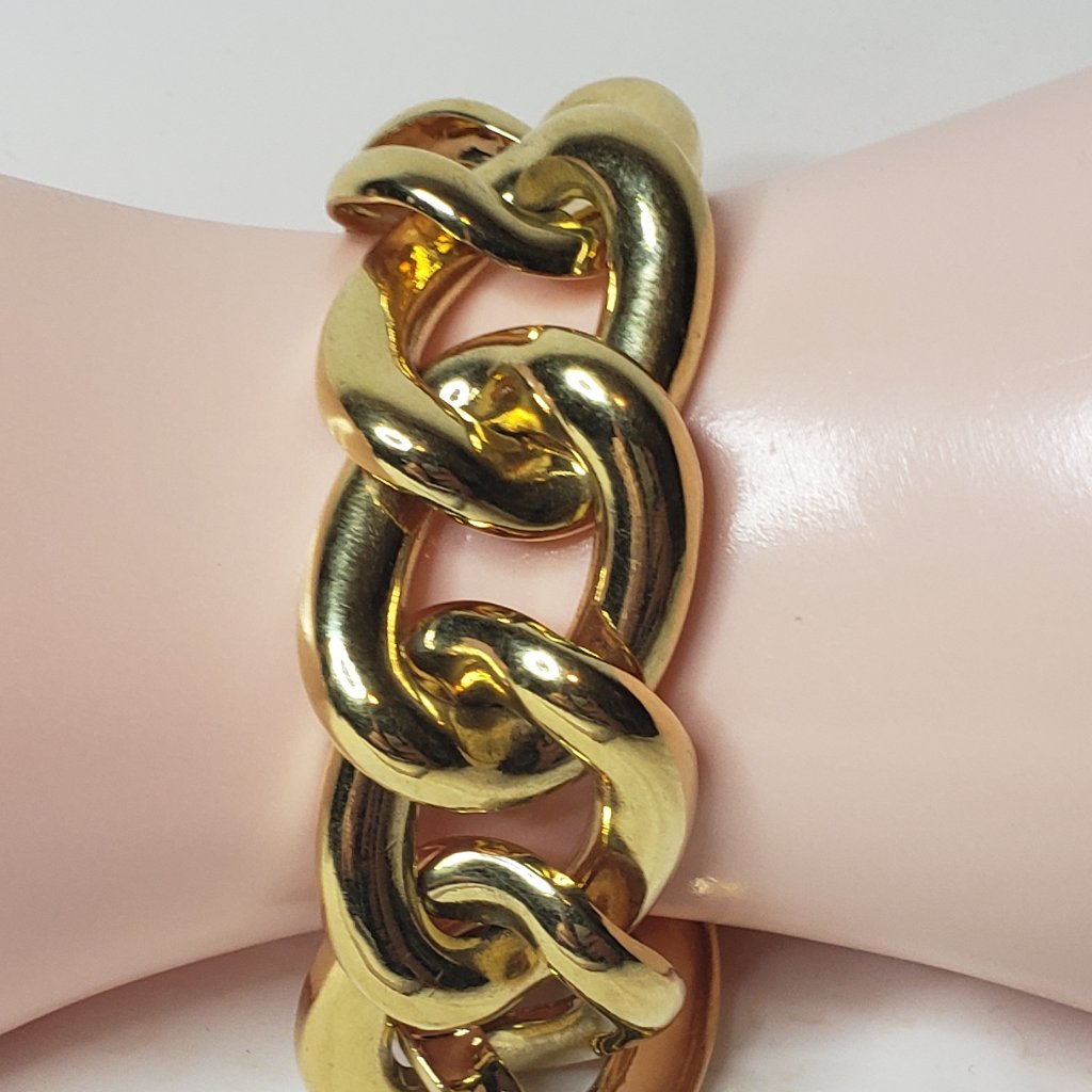 Vintage Napier Gold Tone Bracelet 24$